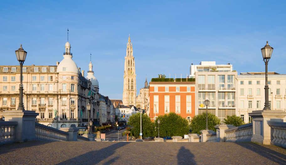 Explore all Belgium has to offer with a quick and easy car rental from Sixt
