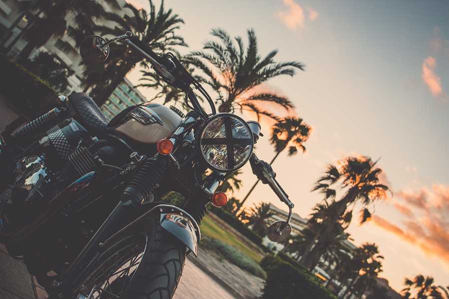 Moto en una calle de Palma de Mallorca